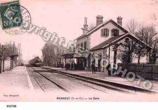 Ville de MENNECY, carte postale ancienne