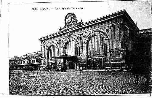 Ville de LYON Carte postale ancienne