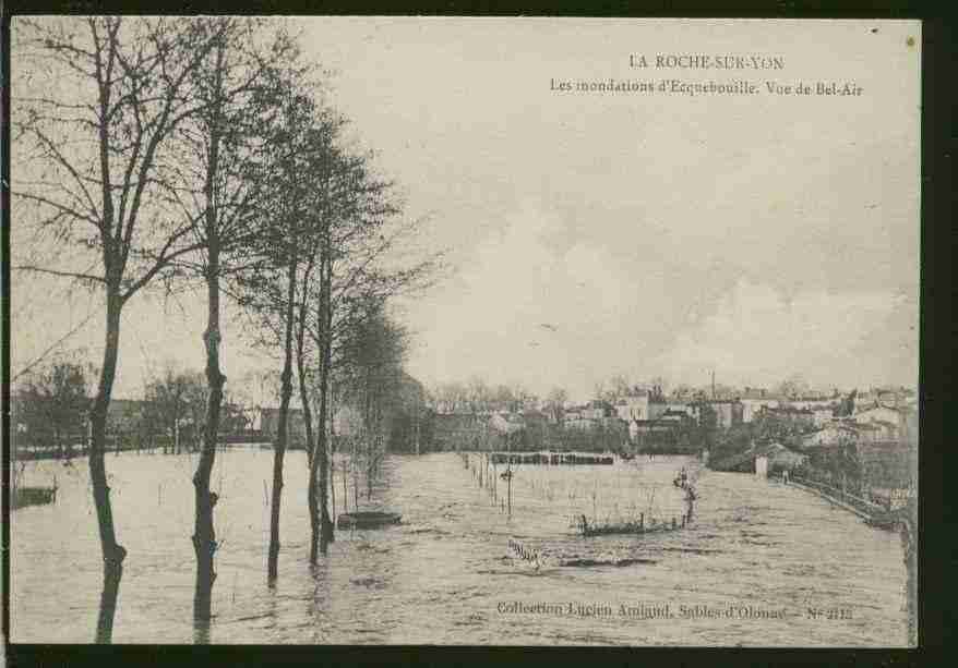 Ville de ROCHESURYON(LA) Carte postale ancienne