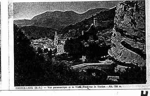 Ville de CASTELLANE Carte postale ancienne