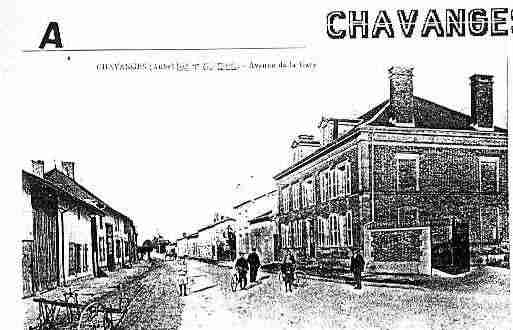 Ville de CHAVANGES Carte postale ancienne