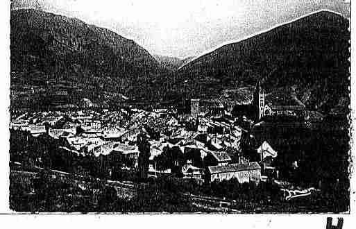 Ville de EMBRUN Carte postale ancienne