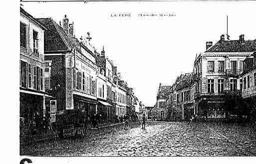 Ville de FERE(LA) Carte postale ancienne