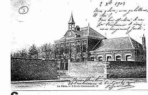 Ville de FERE(LA) Carte postale ancienne