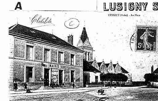 Ville de LUSIGNYSURBARSE Carte postale ancienne