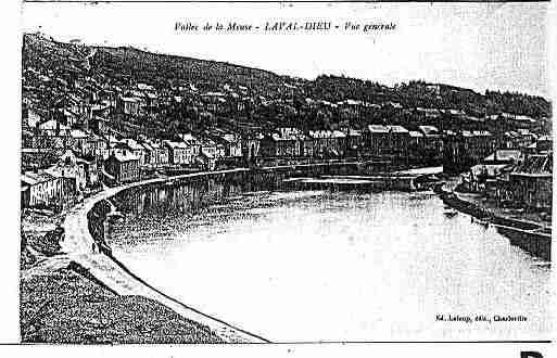 Ville de MONTHERME Carte postale ancienne