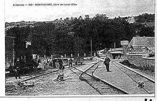Ville de MONTHERME Carte postale ancienne