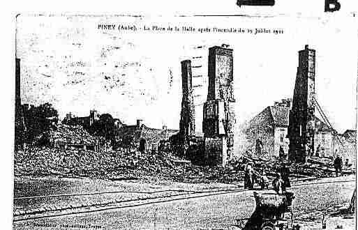 Ville de PINEY Carte postale ancienne