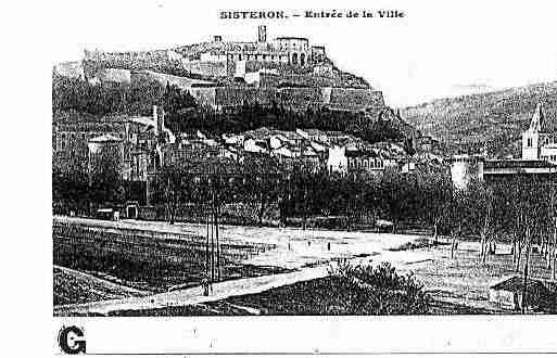 Ville de SISTERON Carte postale ancienne
