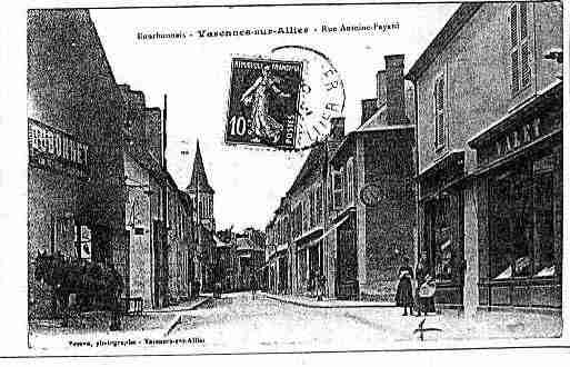 Ville de VARENNESSURALLIER Carte postale ancienne