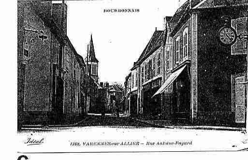 Ville de VARENNESSURALLIER Carte postale ancienne