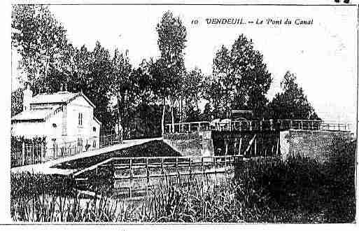 Ville de VENDEUIL Carte postale ancienne