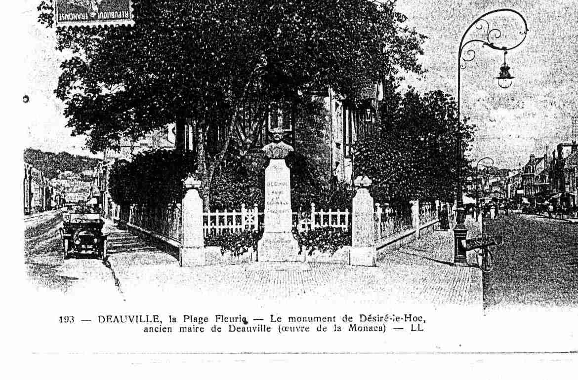 Ville de DEAUVILLE Carte postale ancienne