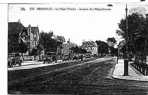 Ville de DEAUVILLE Carte postale ancienne