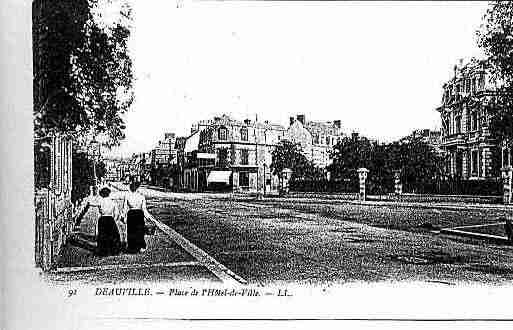 Ville de DEAUVILLE Carte postale ancienne