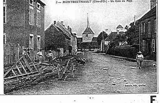 Ville de MONTBERTHAULT Carte postale ancienne