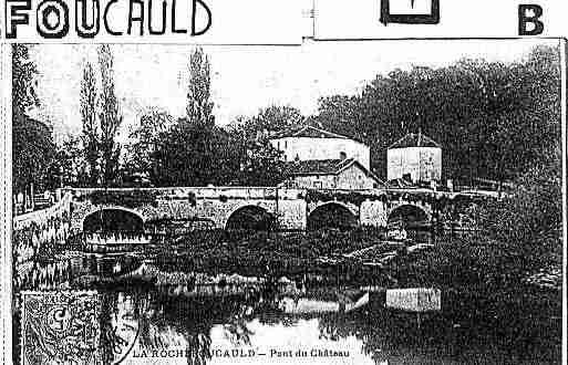 Ville de ROCHEFOUCAULD(LA) Carte postale ancienne