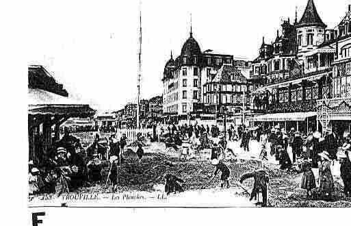 Ville de TROUVILLESURMER Carte postale ancienne