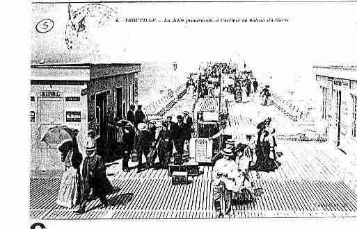 Ville de TROUVILLESURMER Carte postale ancienne Ville de TROUVILLESURMER Carte postale ancienne