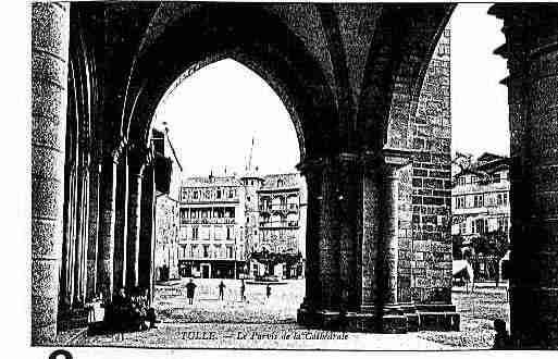 Ville de TULLE Carte postale ancienne