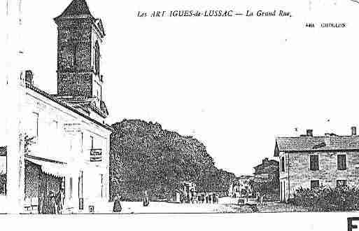 Ville de ARTIGUESDELUSSAC(LES) Carte postale ancienne