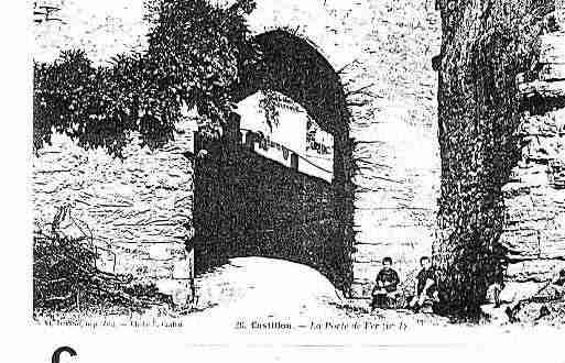 Ville de CASTILLONLABATAILLE Carte postale ancienne