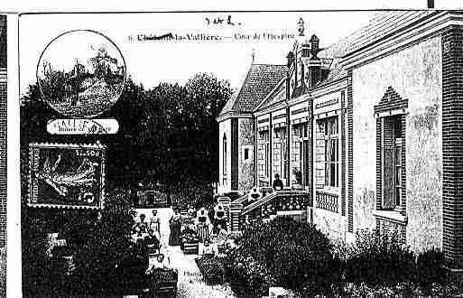 Ville de CHATEAULAVALLIERE Carte postale ancienne