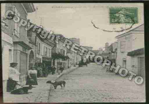 Ville de CHATILLONSURINDRE Carte postale ancienne