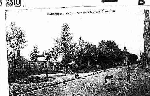 Ville de VARENNESSURFOUZON Carte postale ancienne