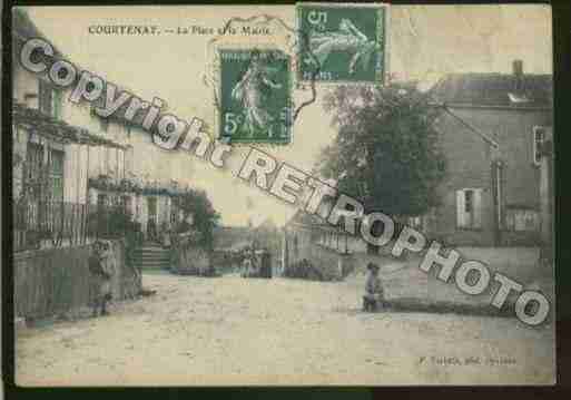 Ville de COURTENAY Carte postale ancienne