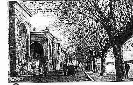 Ville de GIEN Carte postale ancienne