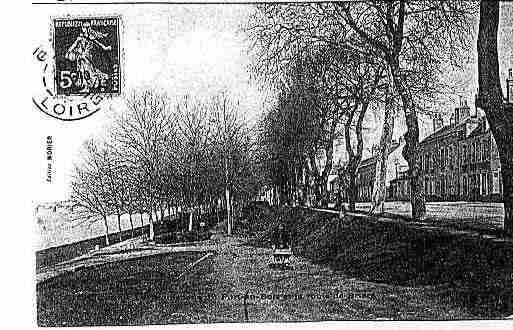 Ville de GIEN Carte postale ancienne