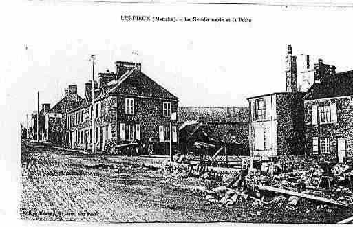 Ville de PIEUX(LES) Carte postale ancienne