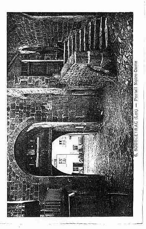 Ville de SOUSCEYRAC Carte postale ancienne