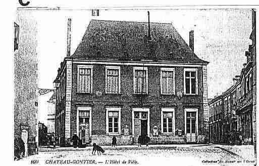 Ville de CHATEAUGONTIERBAZOUGES Carte postale ancienne