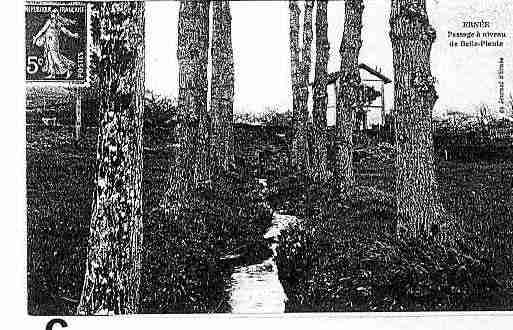 Ville de ERNEE Carte postale ancienne