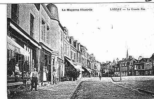 Ville de LASSAYLESCHATEAUX Carte postale ancienne