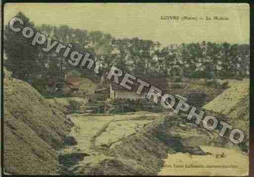 Ville de LOIVRE Carte postale ancienne