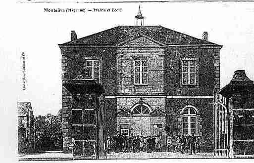 Ville de MONTSURS Carte postale ancienne