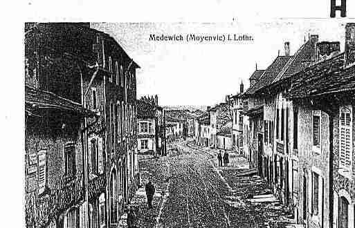 Ville de MOYENVIC Carte postale ancienne