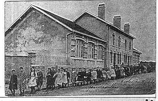 Ville de PIENNES Carte postale ancienne