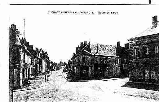 Ville de CHATEAUNEUFVALDEBARGIS Carte postale ancienne