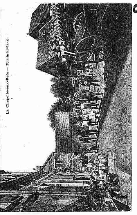 Ville de LACHAPELLEAUXPOTS Carte postale ancienne