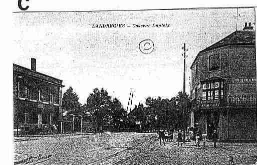 Ville de LANDRECIES Carte postale ancienne