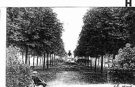 Ville de LANDRECIES Carte postale ancienne