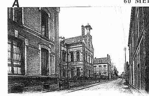 Ville de MERU Carte postale ancienne