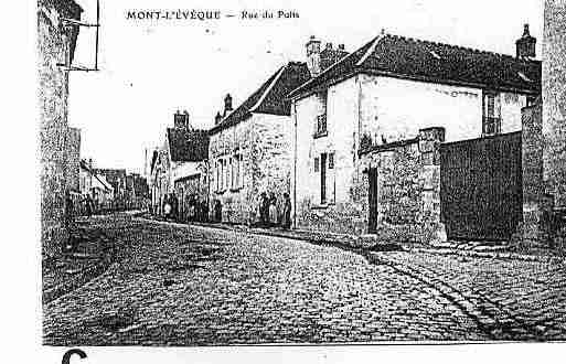 Ville de MONTL\'EVEQUE Carte postale ancienne