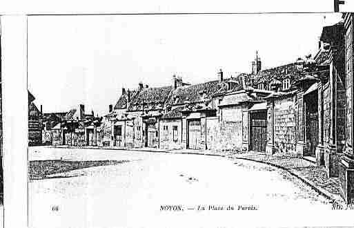 Ville de NOYON Carte postale ancienne