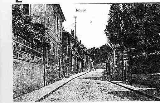 Ville de NOYON Carte postale ancienne