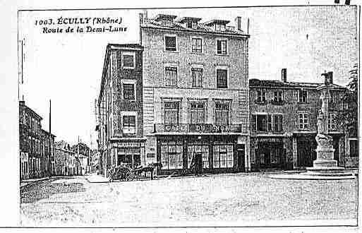 Ville de ECULLY Carte postale ancienne
